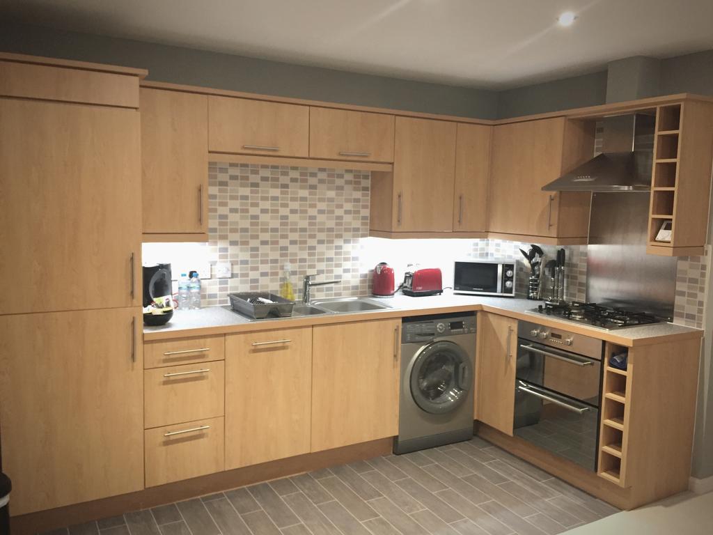 Liberty Suite Apartment Портишед Екстериор снимка